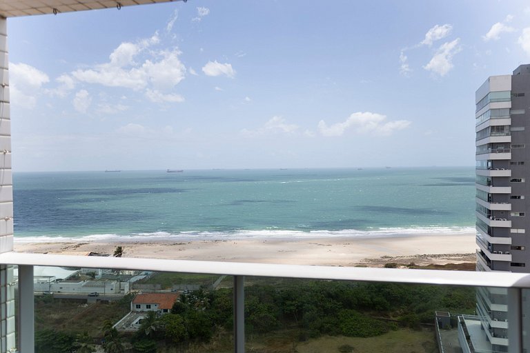 Apartamento elegante com vista mar